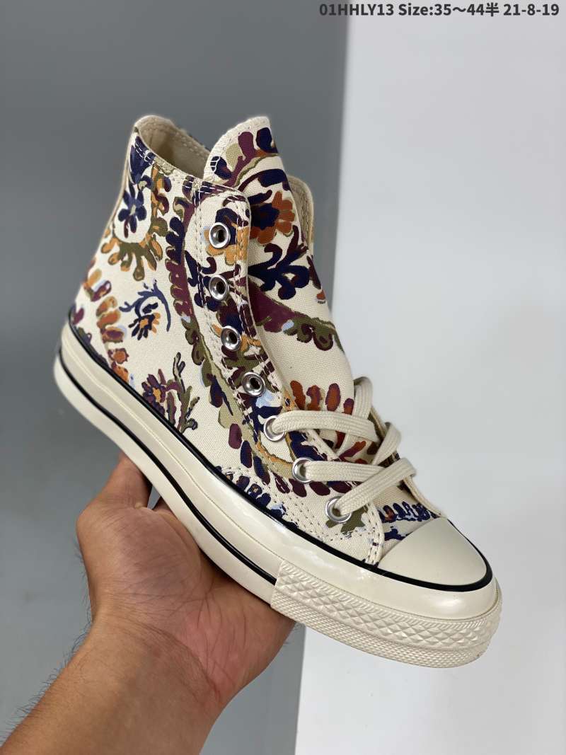 converse out of style