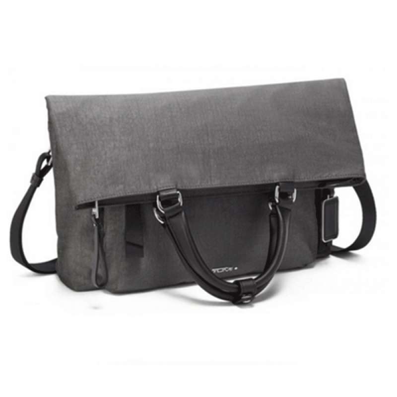 Jual T U M I Voyageur Mona Messenger 