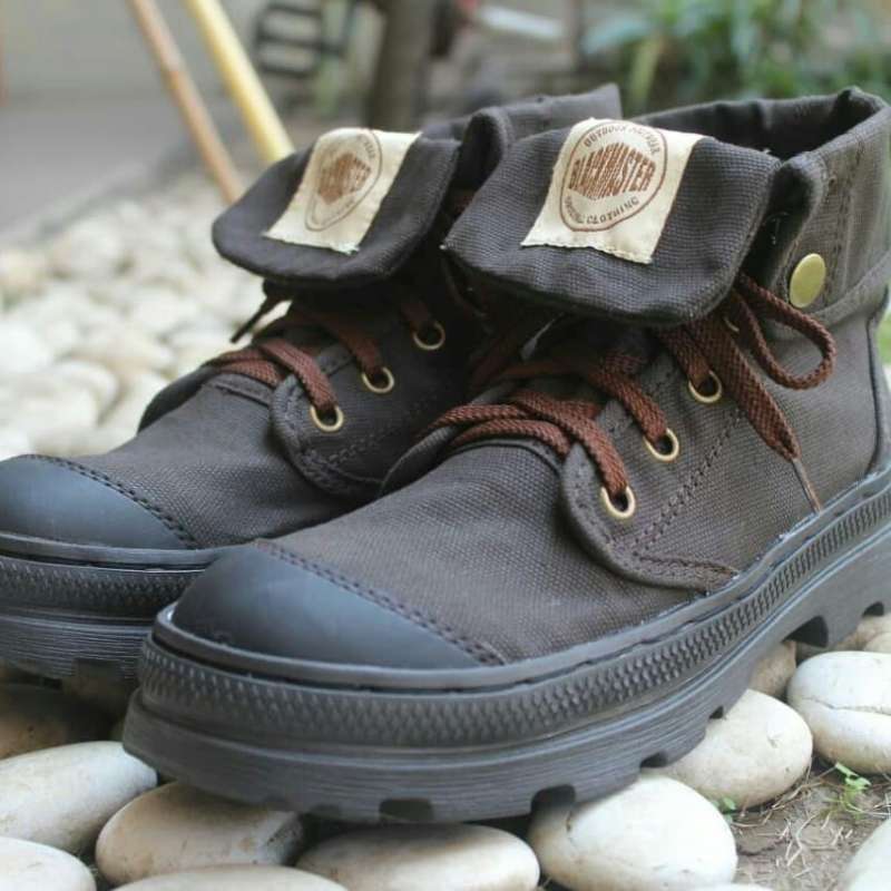 Sepatu cheap boots palladium