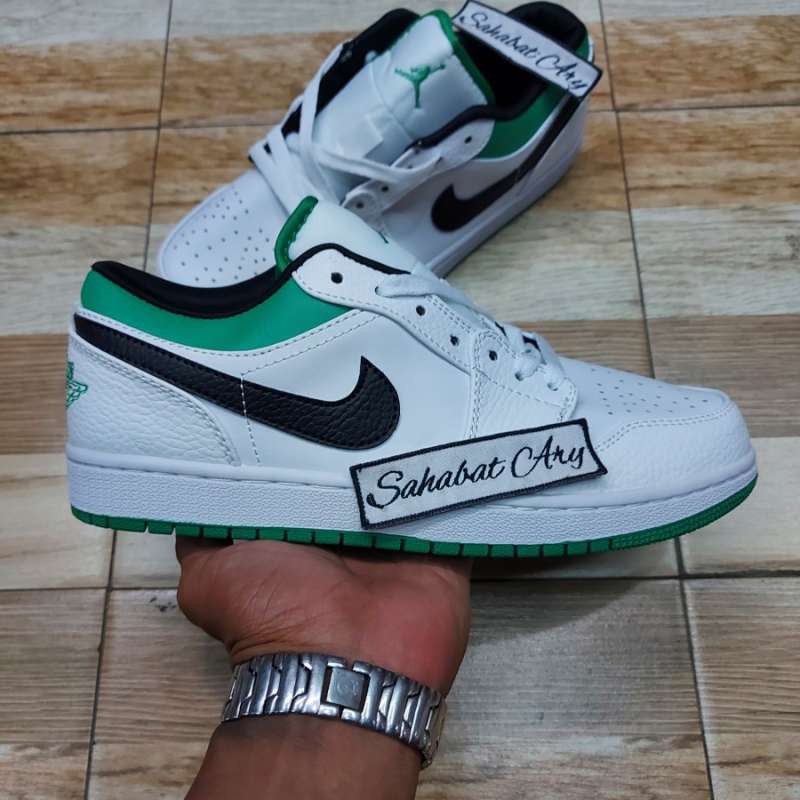 Jual Nike_Air Jordan 1 Low White Lucky 