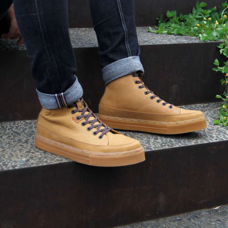 tan sneaker boots