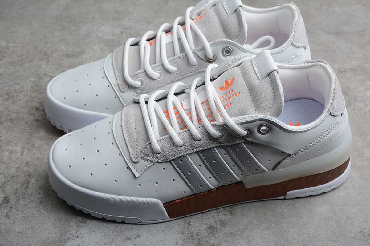 Promo Adidas Rivalry RM CHI BOOST pria 