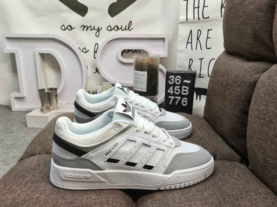 adidas originals 2020