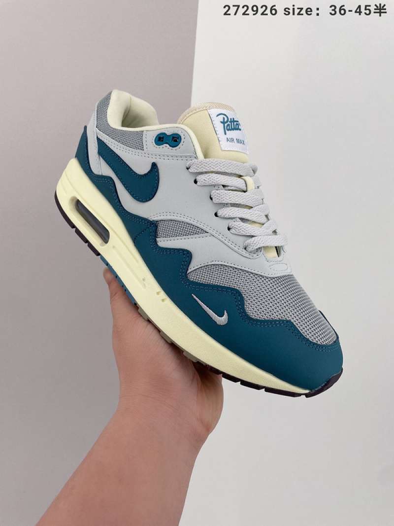 running shoes size 1