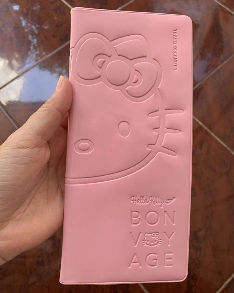 Jual Hello Kitty Bon Voyage Alife Design Travel Organizer
