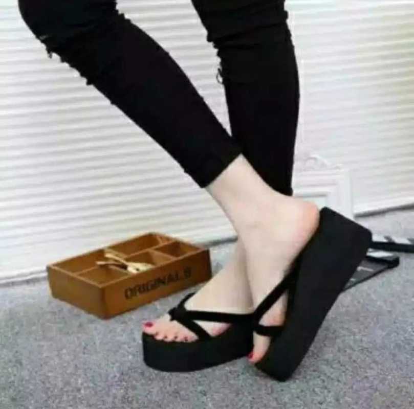 Sandal merk cross sales