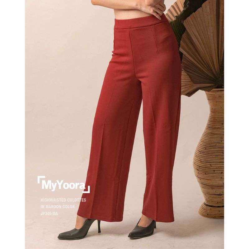 Xususiy külot holda rus xonimlar