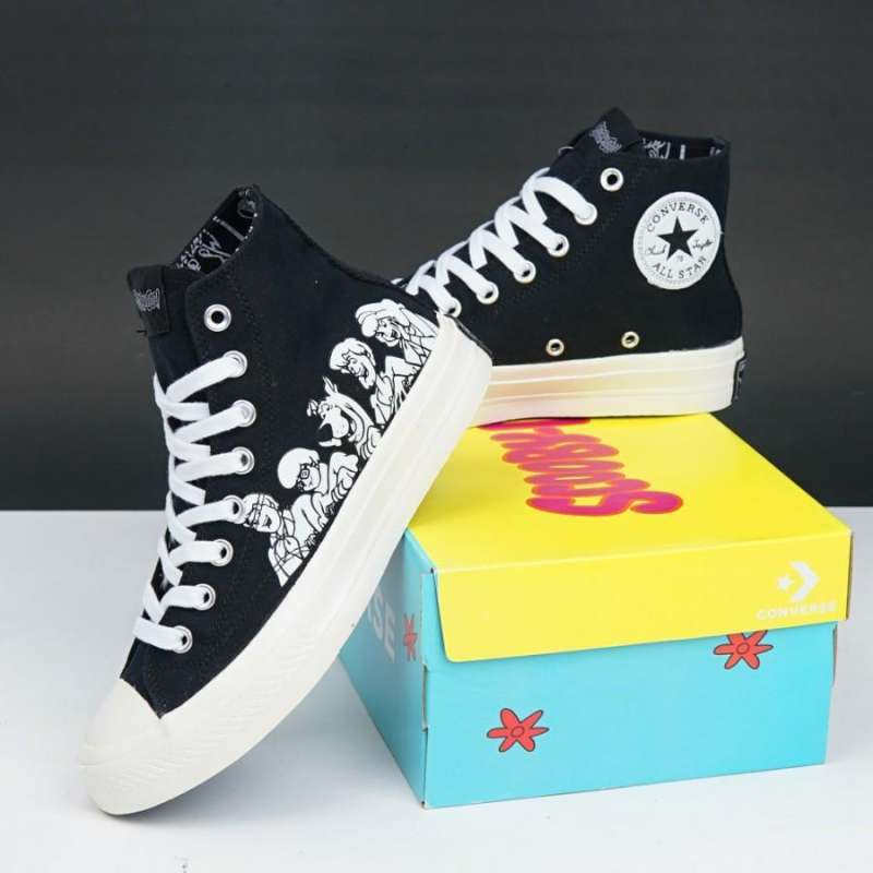 Converse online a motif