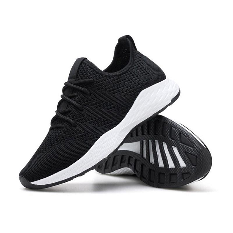 Jual Waadoo Straight Power Sepatu Lari Pria Hitam Putih Online Oktober 2020 Blibli Com