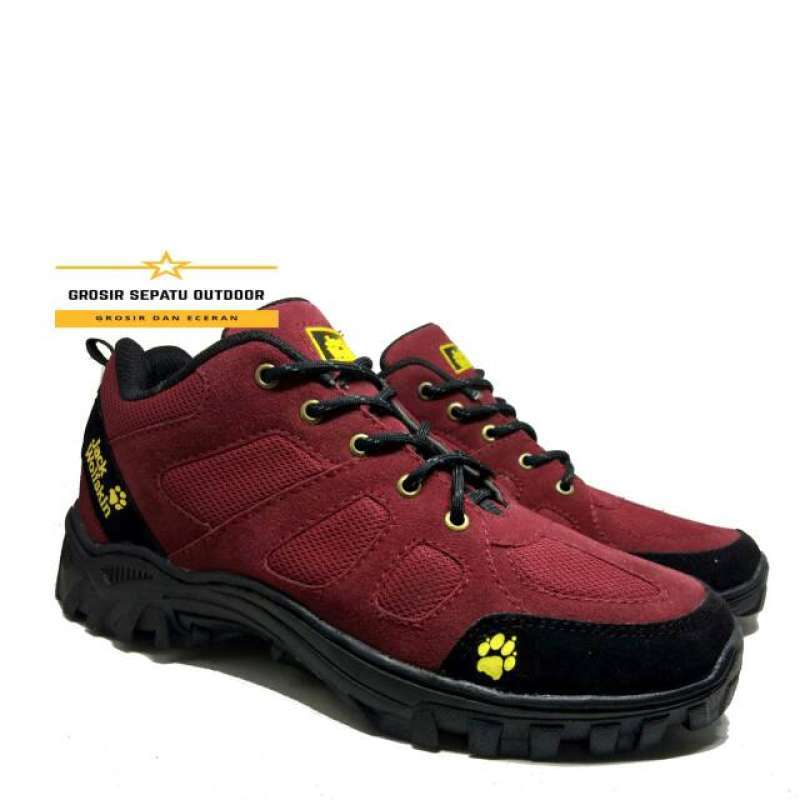 Jual Sepatu Hiking Pria Jack Wolfskin Low Trekking Olahraga Gunung Outdoor Waterproof Marun Murah September 2020 Blibli Com