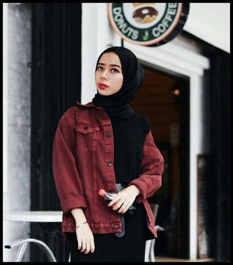 jaket denim maroon