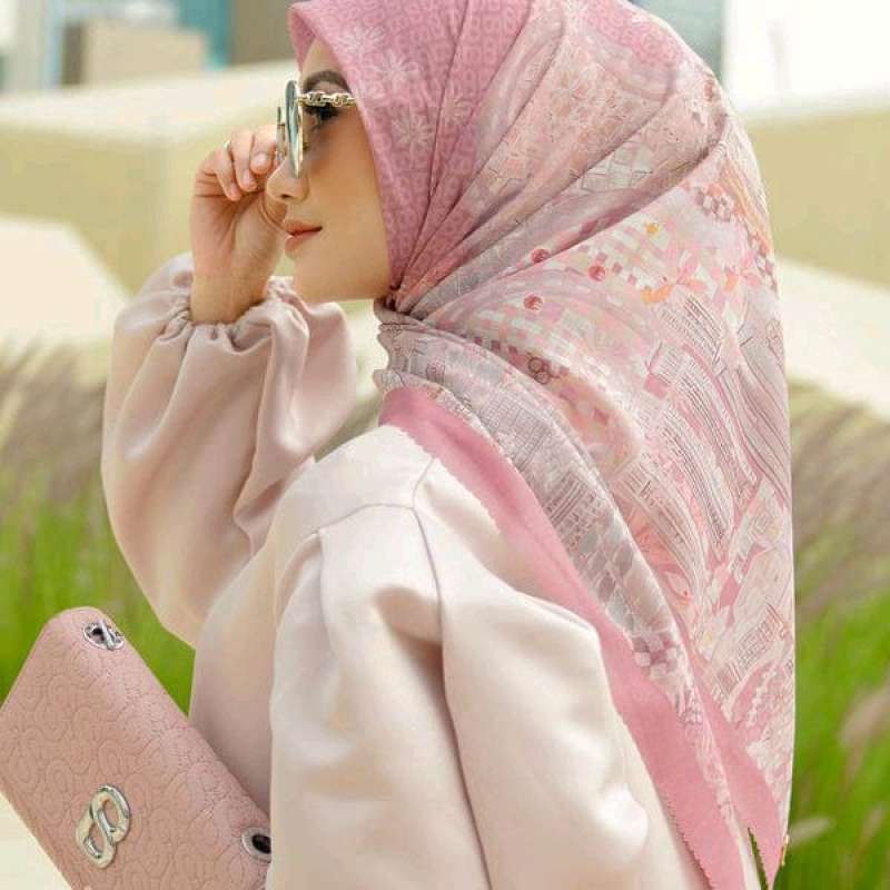 Jual Buttonscarves The Grand Prix Series Pole Di Seller Gigemarket Buttonscarves Ciganjur Kota Jakarta Selatan Blibli