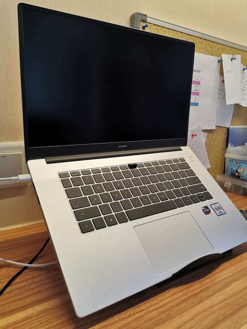 Jual Huawei Matebook D15 Free Power Bank Wireless Mouse Backpack Warranty Laptop Notebook Ram 8gb Ssd 256gb Ryzen 3500 Win 10 Online November 2020 Blibli