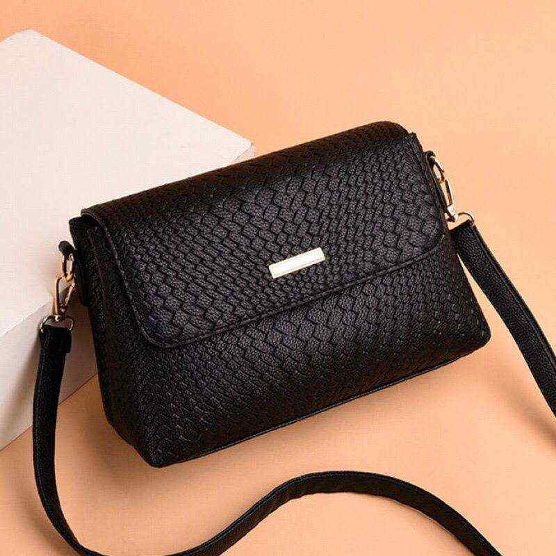 Tas model discount sling bag