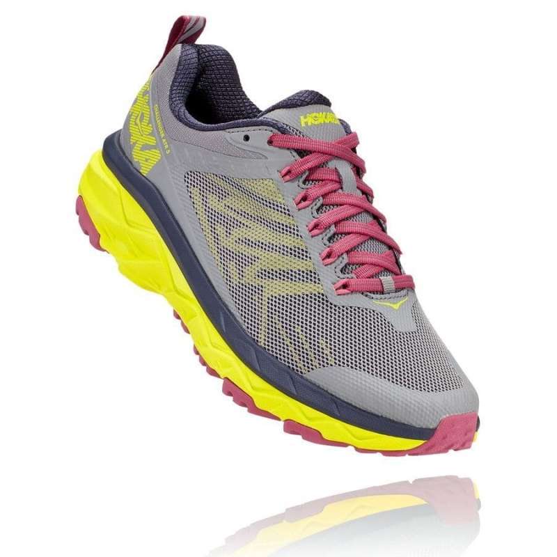 hoka one one atr 5