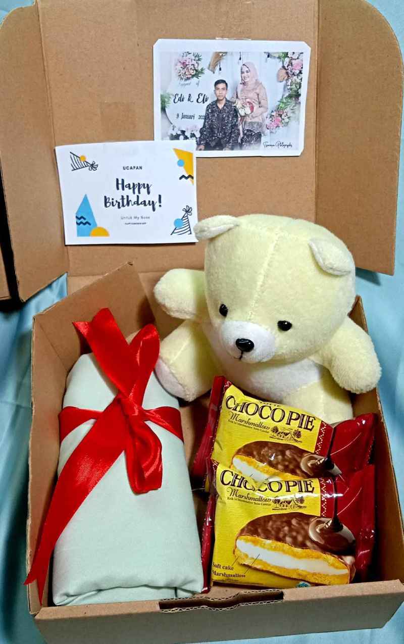 Jual Hampers Kado Ulang Tahun Hempers Hadiah Kado Kado Buat Pacar Custom Kado Ulang Tahun Wanita Paket Ulang Tahun Gift Box Paket F Di Seller Toko