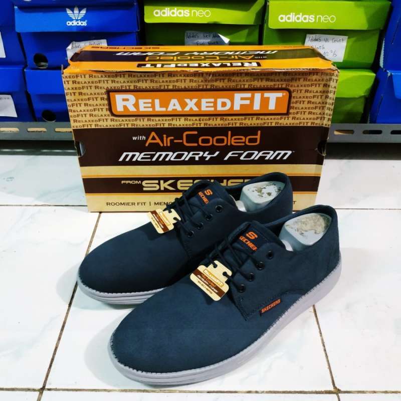 Harga sepatu skechers relaxed clearance fit air cooled memory foam