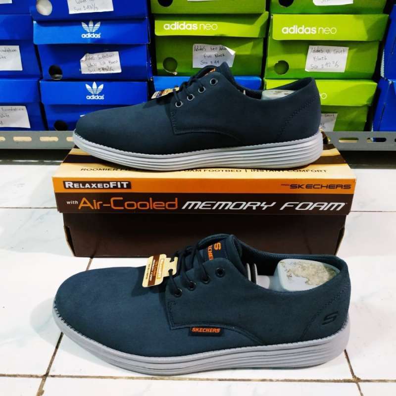 Skechers versen online