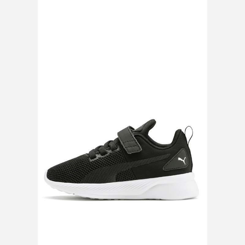 puma youth trainers