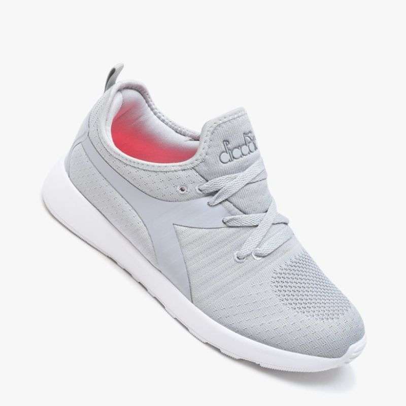 Diadora slip shop on shoes