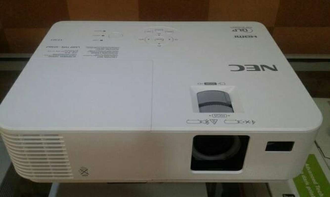 Jual SPECIAL projector NEC VE304XG 