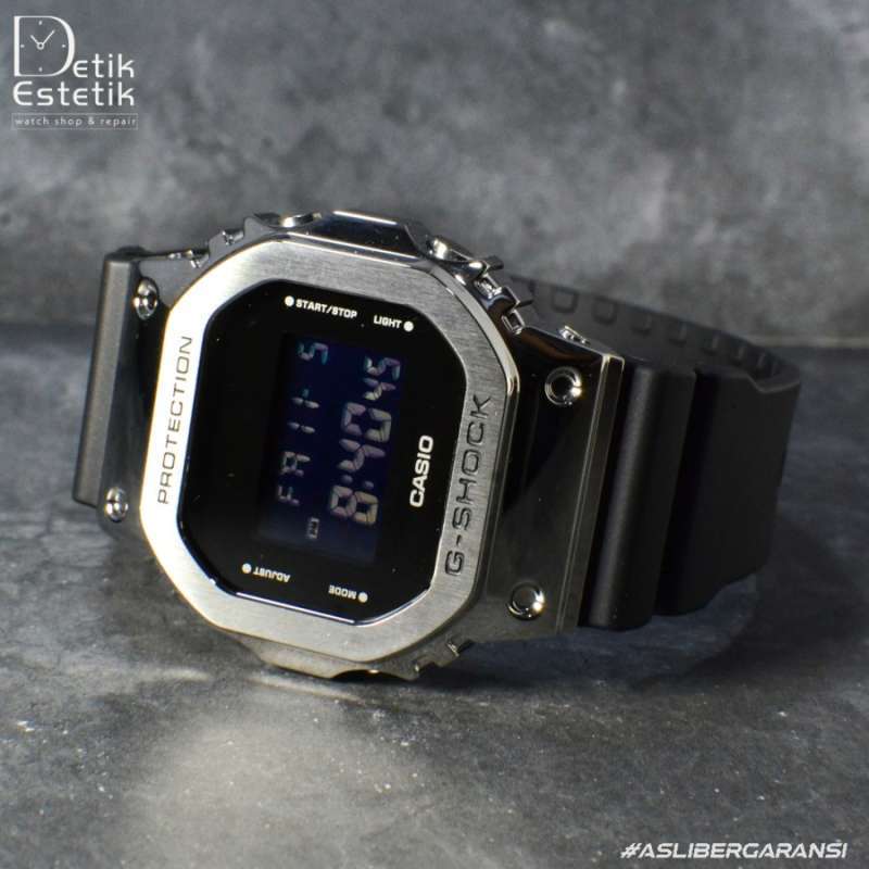 Promo Jam Casio G-SHOCK GM-5600-1DR Fashion Original di Seller Detik  Estetik Watch Shop - Kota Jakarta Timur, DKI Jakarta | Blibli
