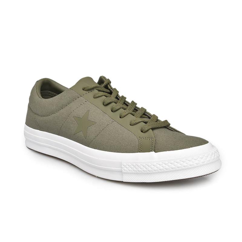 Jual Converse One Star Sneakers Shoes Pria Field Surplus White