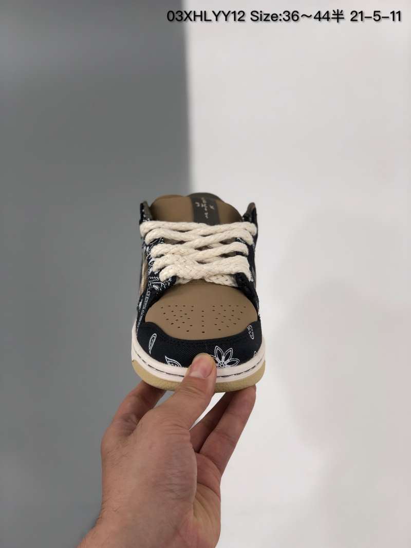 travis scott jordan af1