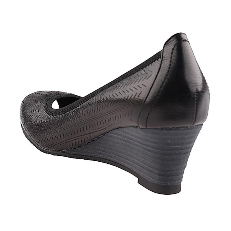 hush puppies steel toe womens