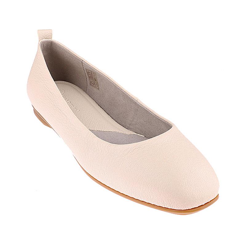 keds hush puppies