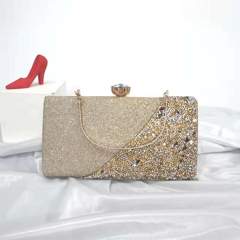 Merk clutch wanita store