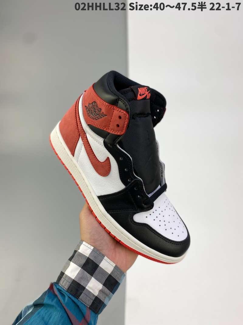 Promo NIKE Air Jordan 1 Retro High OG 
