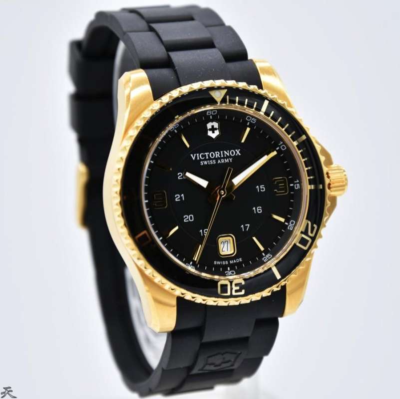 VICTORINOX VSA 249101 Jam Tangan Pria Rubber Original Black