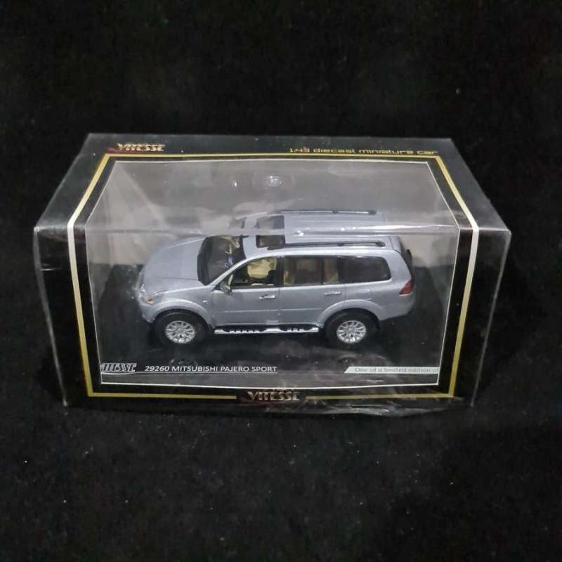 Diecast pajero sport sales
