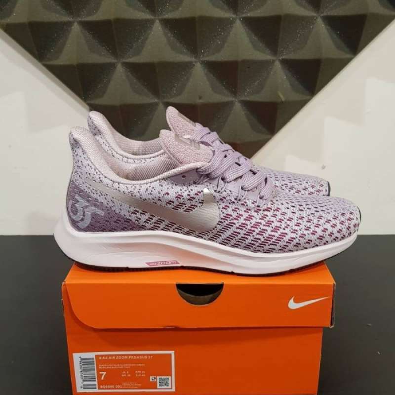 Nike sales store 00542