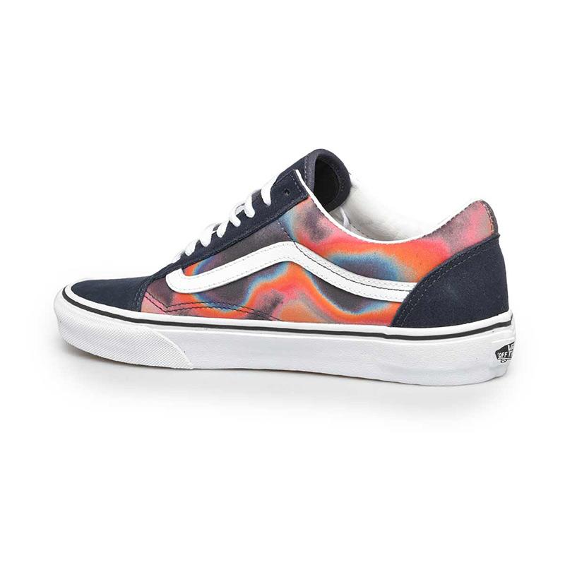 dark aura vans