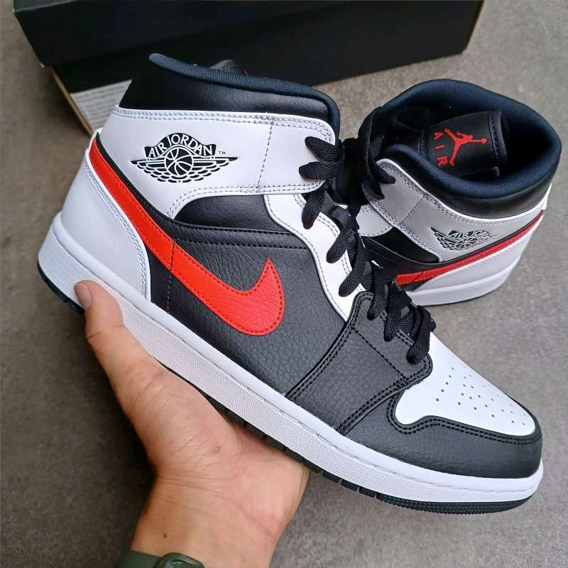 Jordan mid black chile red best sale