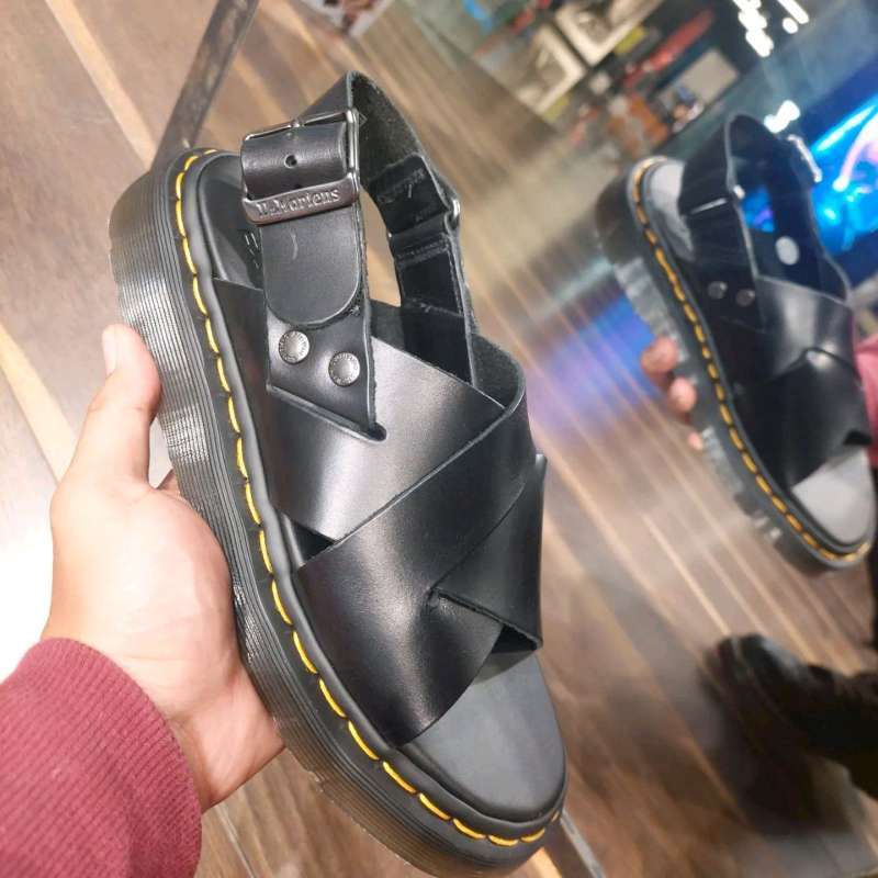 Sandal docmart on sale