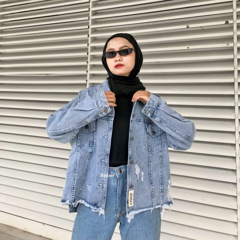 Ripped sales jaket jeans