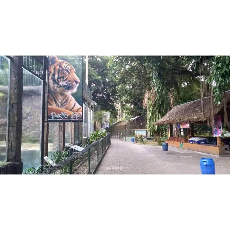 Jual Taman Hewan Pematang Siantar Zoo E Ticket All Days Online Januari 2021 Blibli Deretan kolam renang di gresik beserta tiket masuknya.