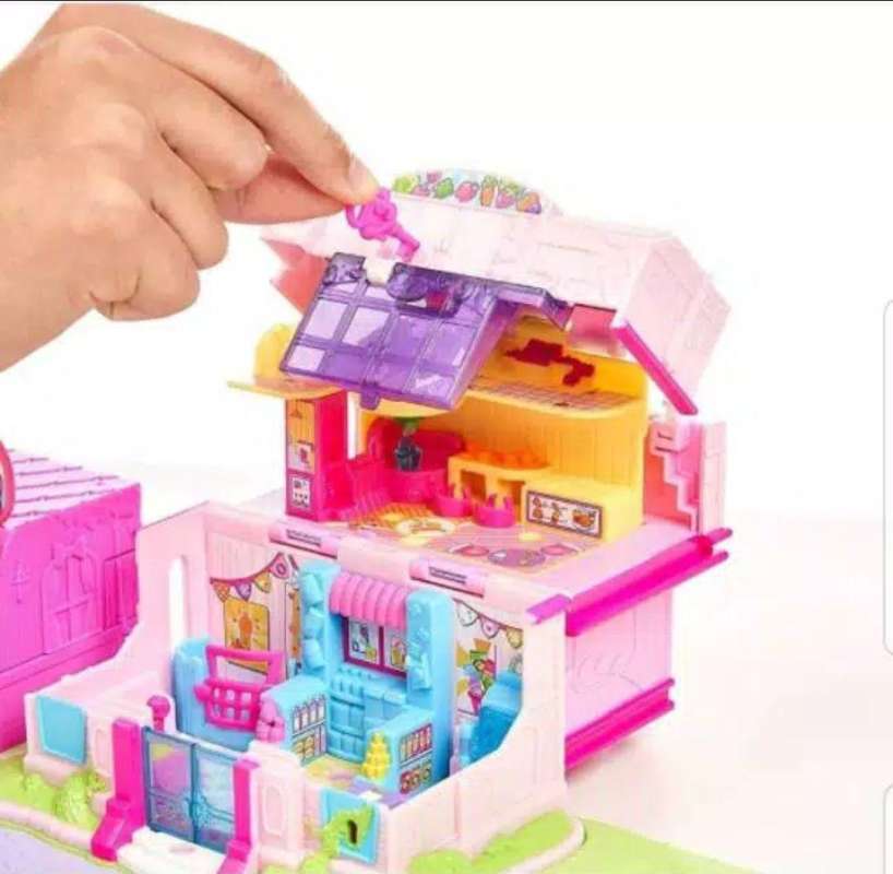 Jual Shopkins Lil Secret Secret Small Mall Online Maret 2021 Blibli Shopkins small mall consists of a large grocery store (supermarket), fashion store and ice cream truck cool scoop. shopkins lil secret secret small mall