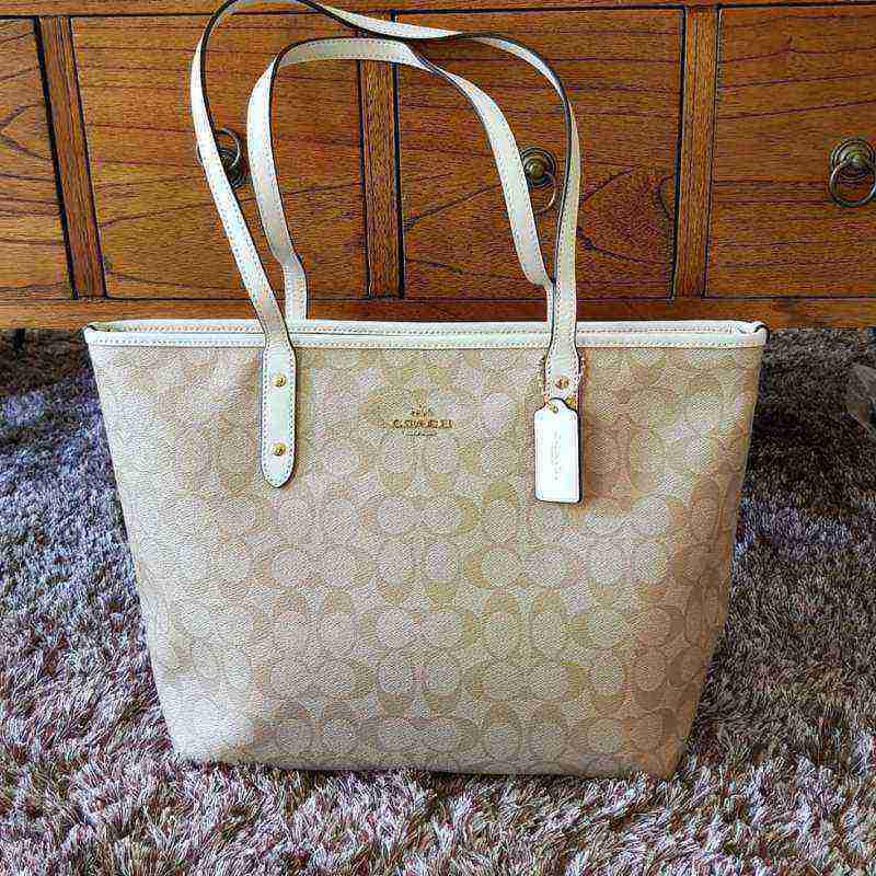 coach tote bag