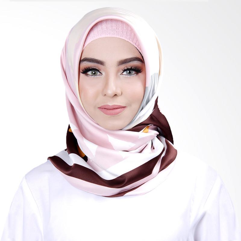 Harga Cantik Kerudung No 2 Khloe Printed Square Shawl Jilbab