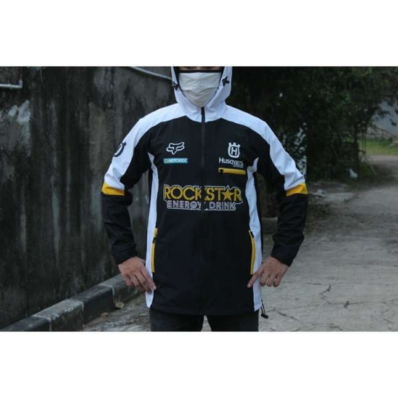 Promo Jaket Husqvarna Rockstar Black White Waterproof - Jaket Waterproof  Husqvarna - M di Seller Barkid - Kota Bandung, Jawa Barat | Blibli