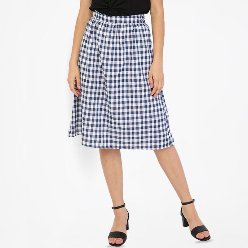 checkered skirts