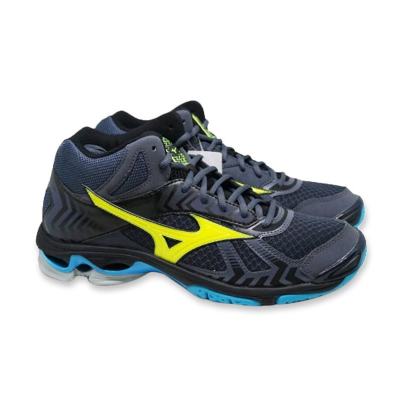 mizuno bolt 7 mid