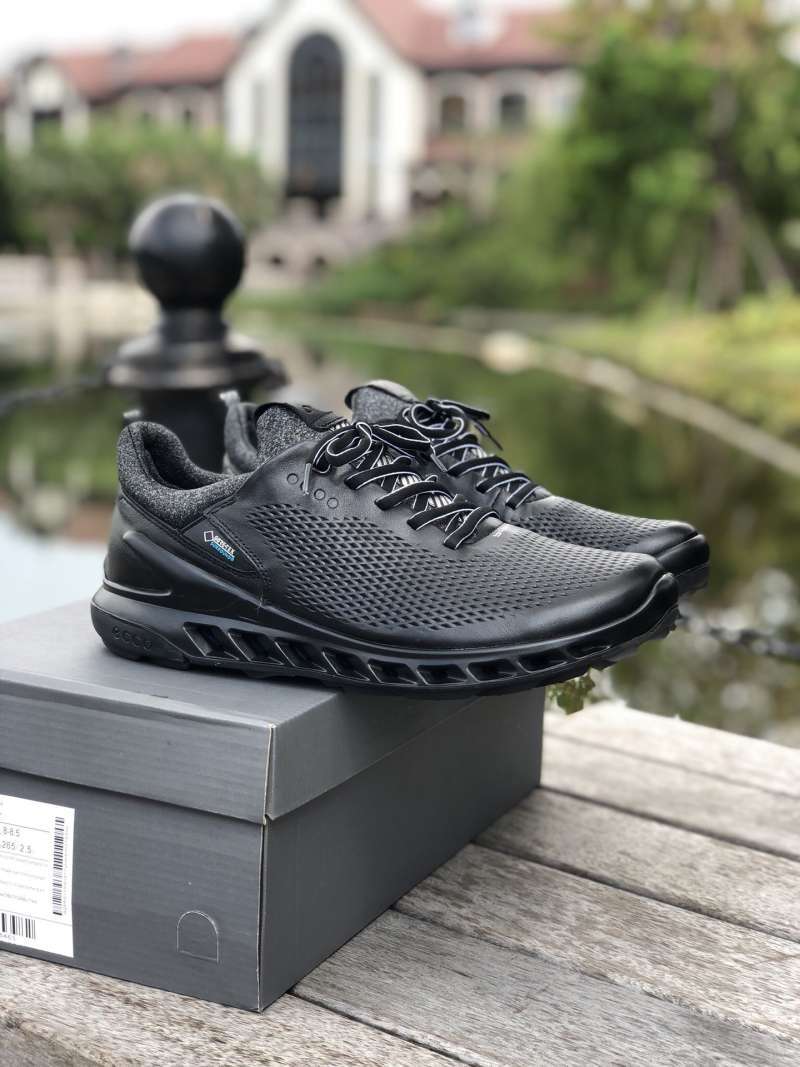 can golf shoes be used for running