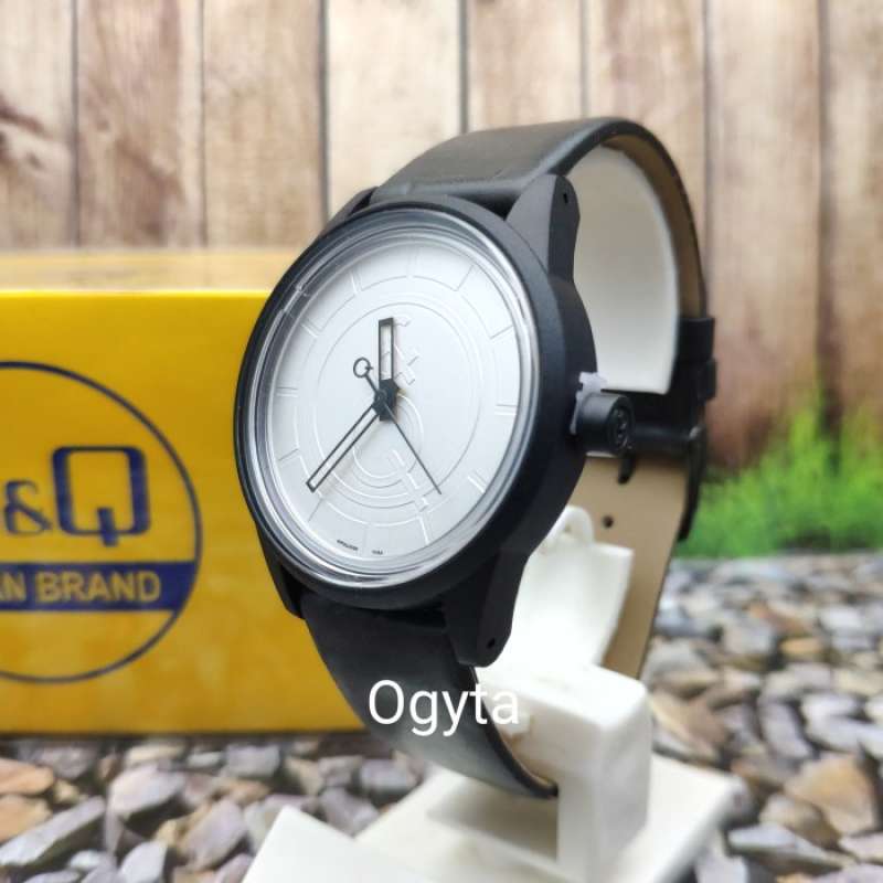 Jual Best Sale Q Q Qq Smile Solar Jam Tangan Pria Kulit Rp00j040y Custom Original Terbaru Desember 21 Harga Murah Kualitas Terjamin Blibli
