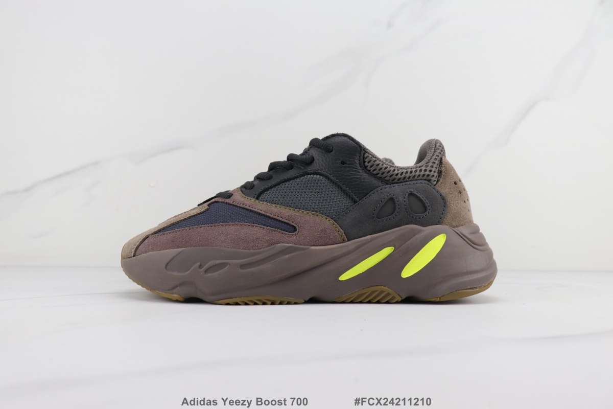 yeezy boost 700 men