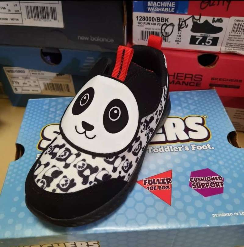 Skechers panda deals